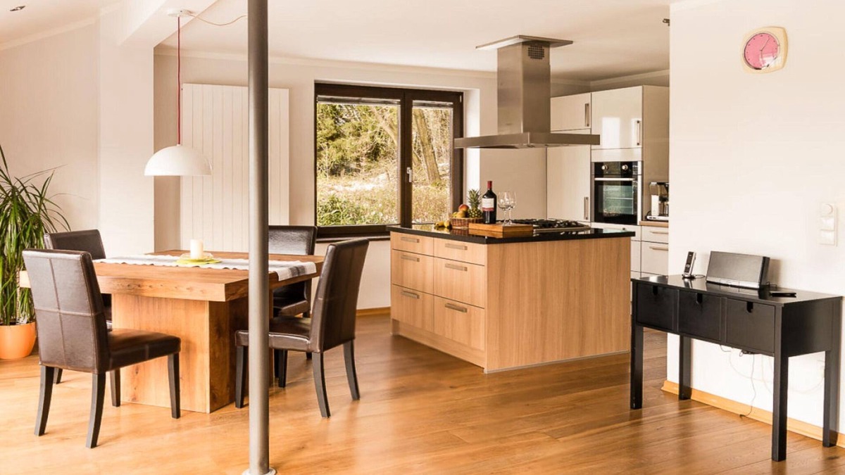 Holzminden Apartment | Holiday home Huus Adele