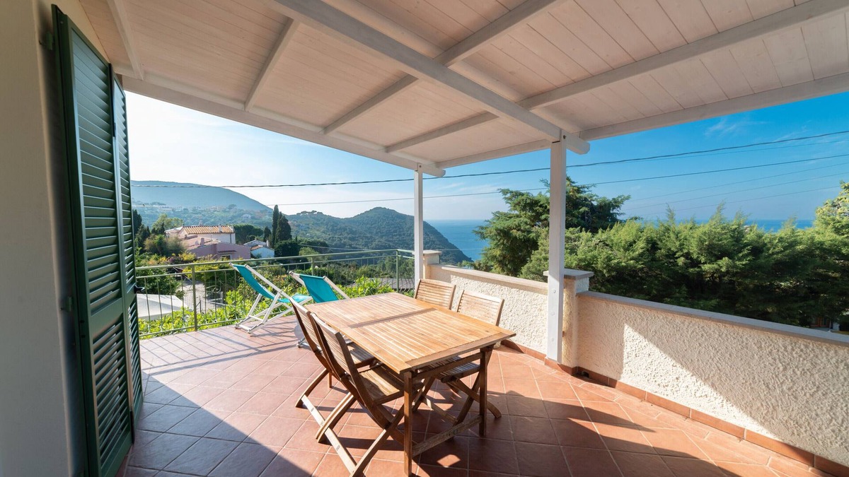 Patresi House | Holiday Home "Il Cisto" with Breathtaking Sea View