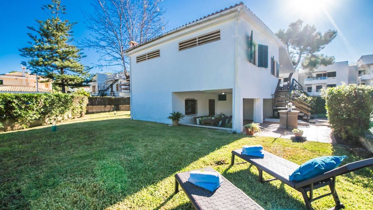 Mallorca Island House | Holiday Home in Alcudia near the Beach