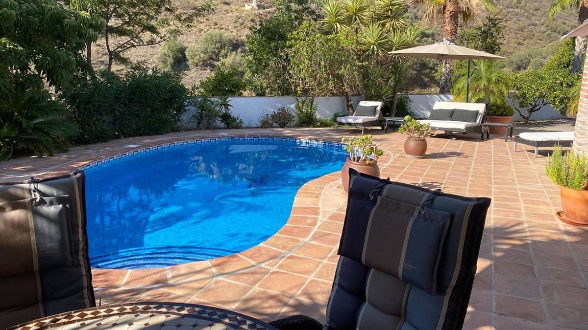 Arenas Villa | Holiday Home in Arenas with Pool & Sea Views