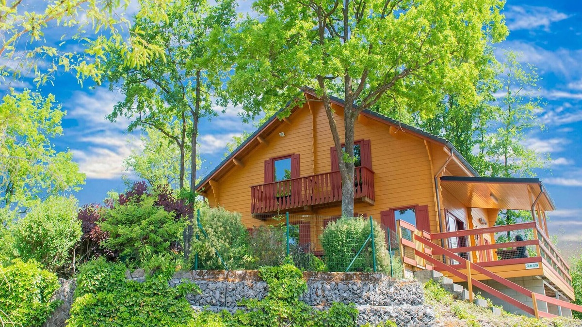 Weris House | Holiday Home in Barvaux Weris with Sauna