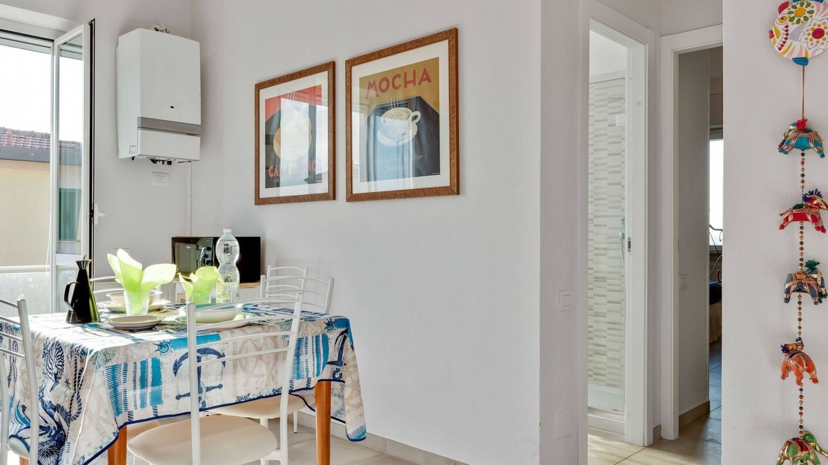 Marina di Carrara House | Holiday Home in Carrara by the Sea