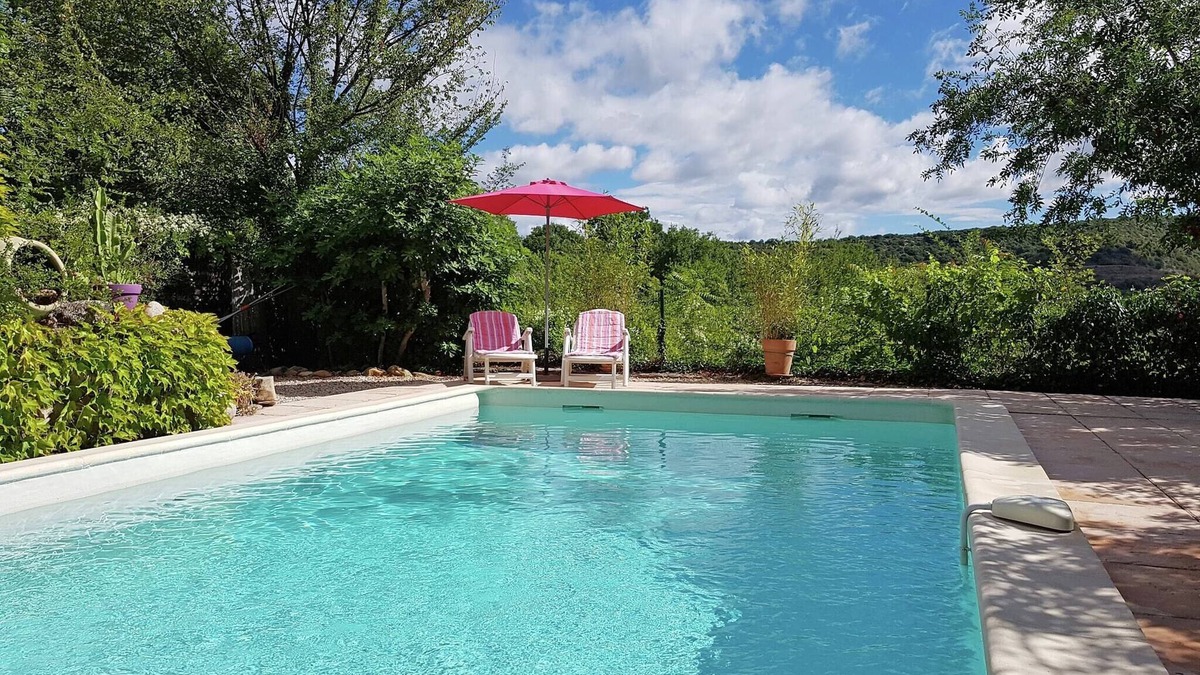 Saint-Bres Villa | Holiday Home in Cévennes with Private Pool
