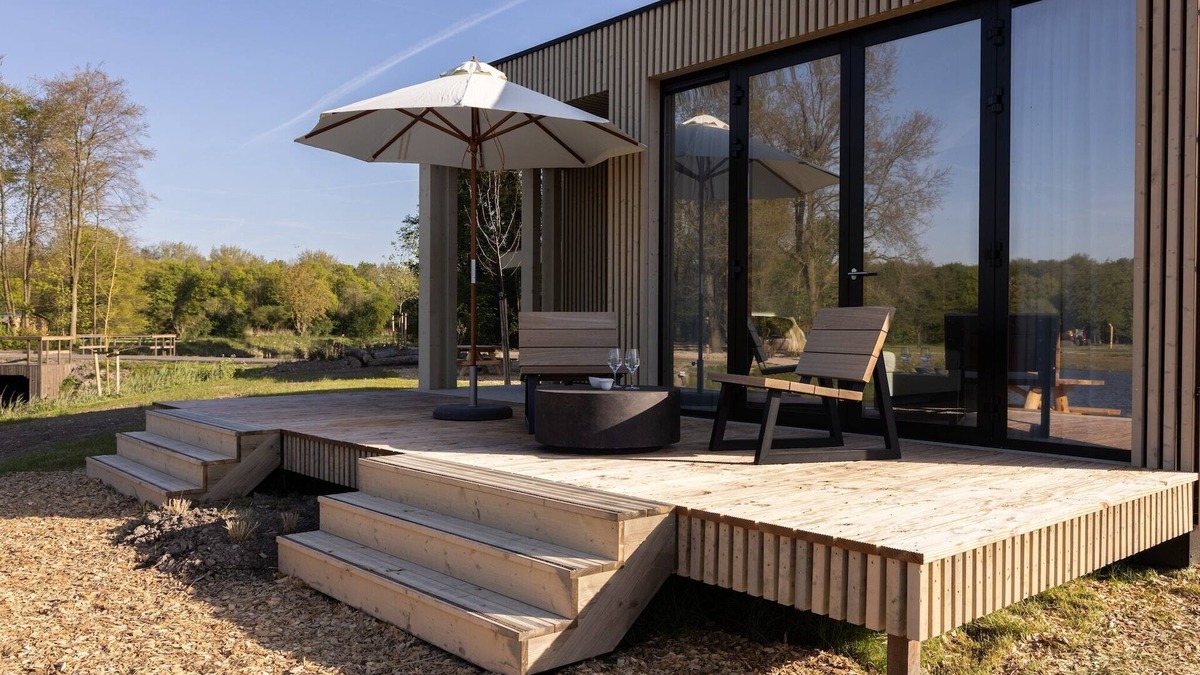 Zeewolde House | Holiday Home in Forest with Whirlpool
