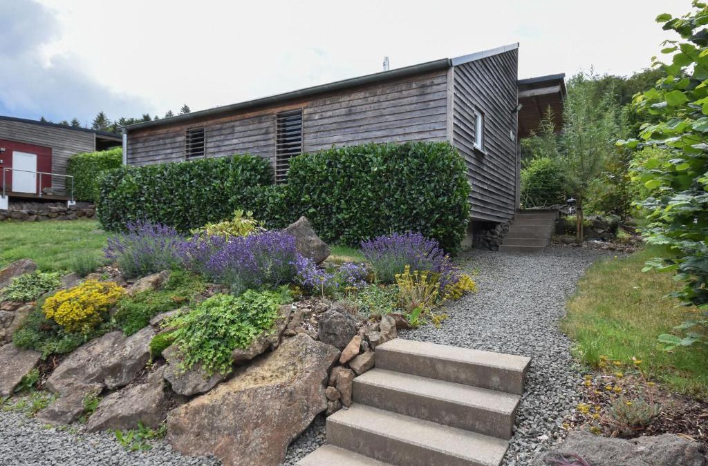 Berlingen House | Holiday Home in Forest with Terrace & BBQ
