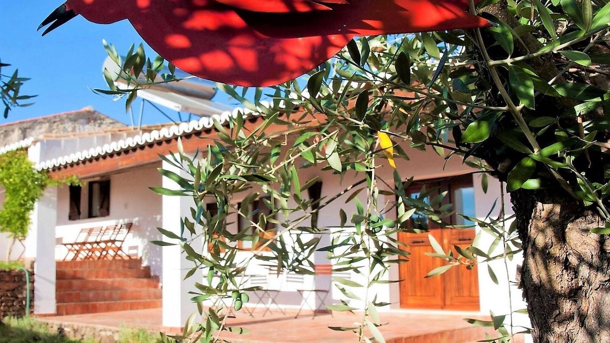 Mertola Cottage | Holiday Home in Guadiana Park near River