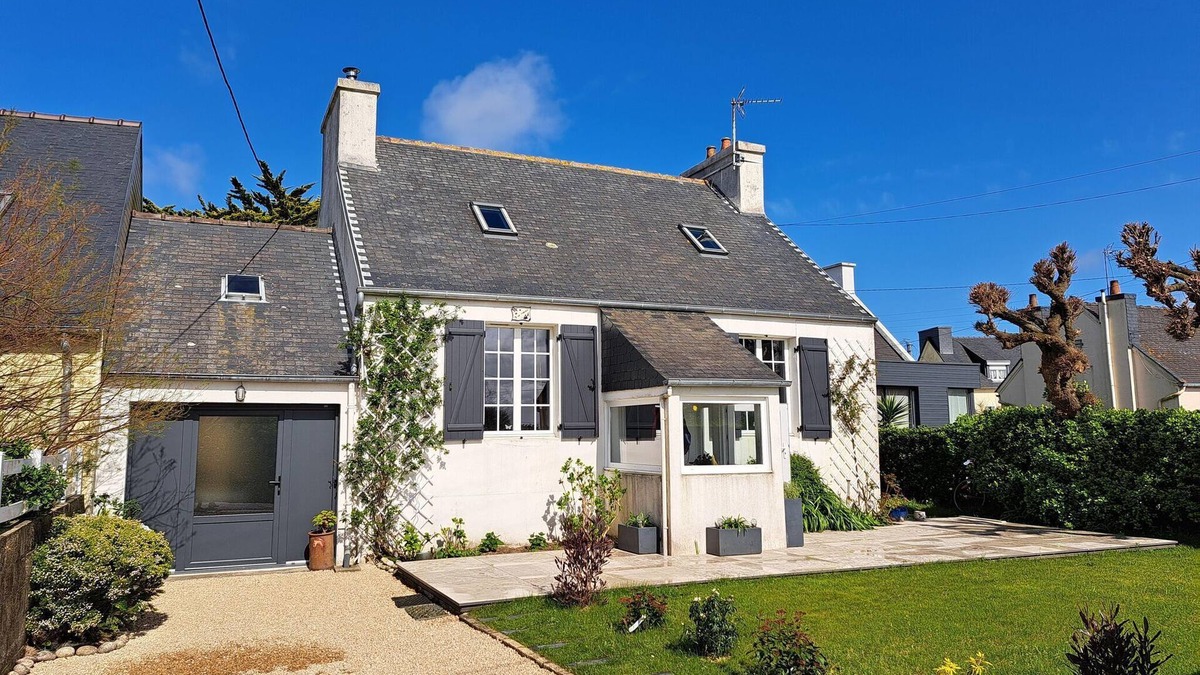 Guisseny House | Holiday Home in Guisseny near the Beach
