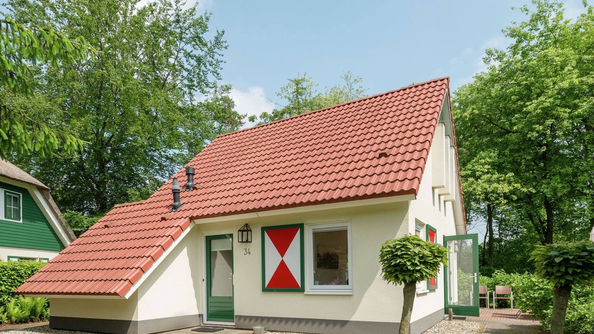 Heeten House | Holiday Home in Heeten near Forest Trails