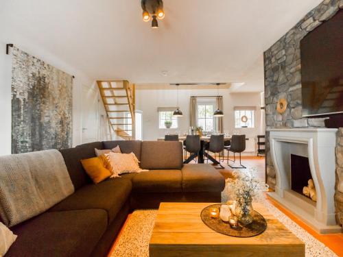 Holten House | Holiday Home in Holten with Wellness Center