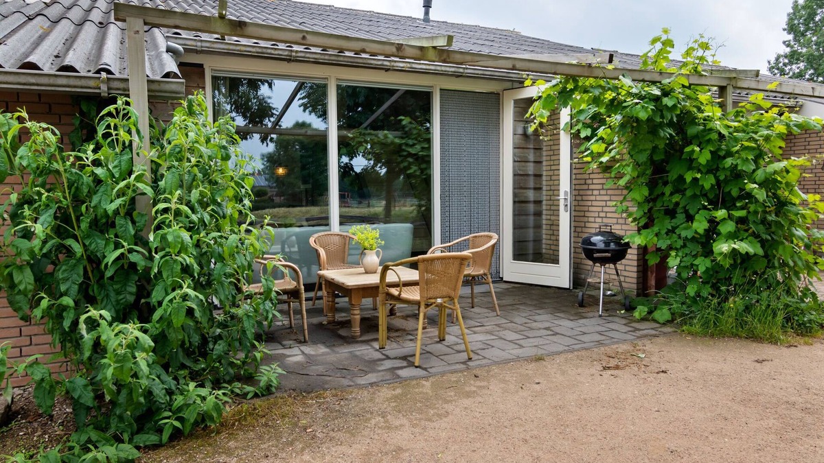 Horssen House | Holiday home in Horssen with a garden