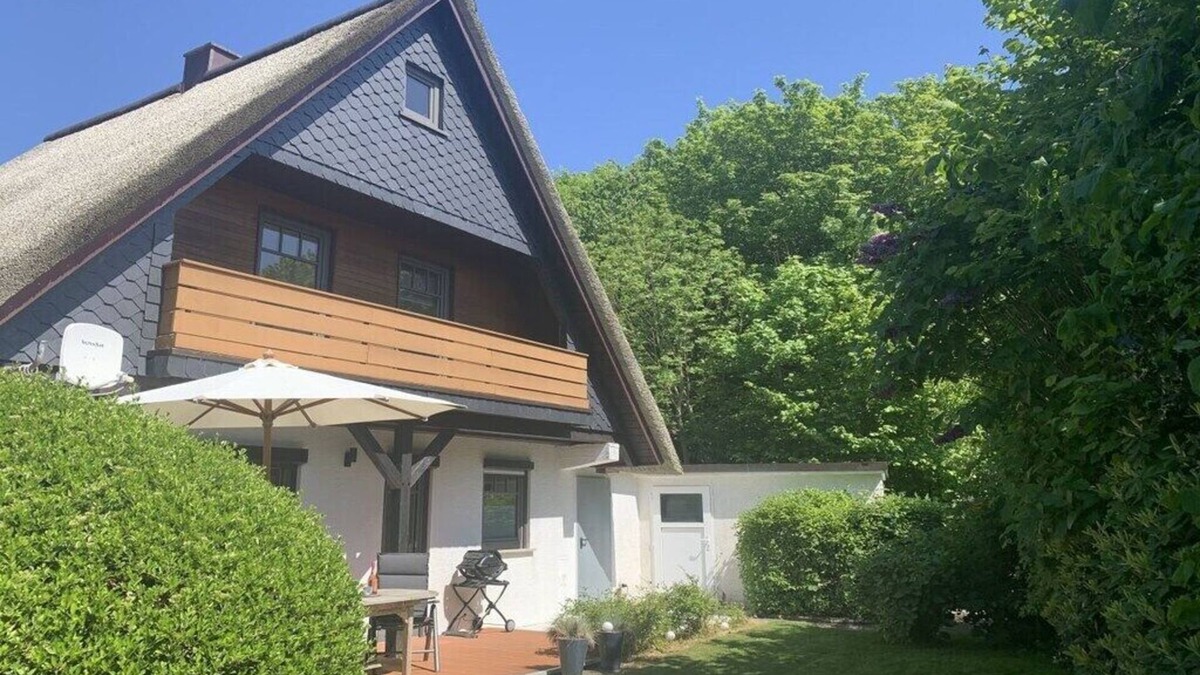 Ruckeberg House | Holiday home in Kappeln with swimming pool