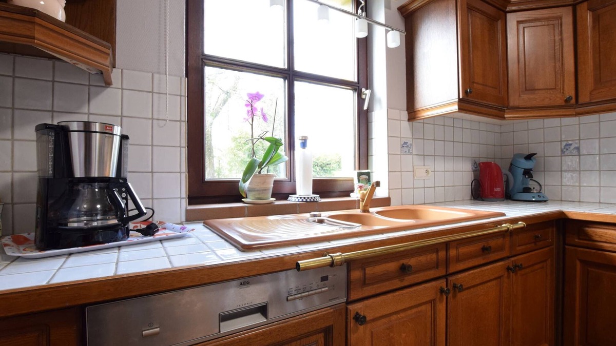 Bastogne House | Holiday Home in Noville With Garden & BBQ