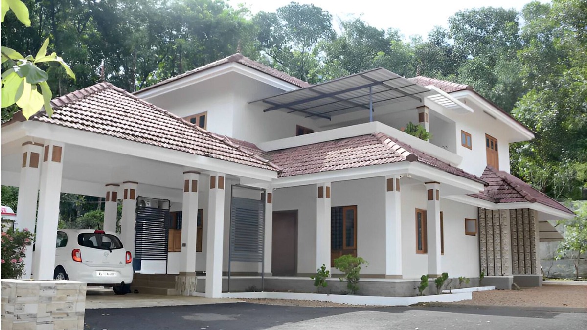 Pala House | Holiday Home in Pala. Quiet,cozy, eco-friendly house close to the market & city.