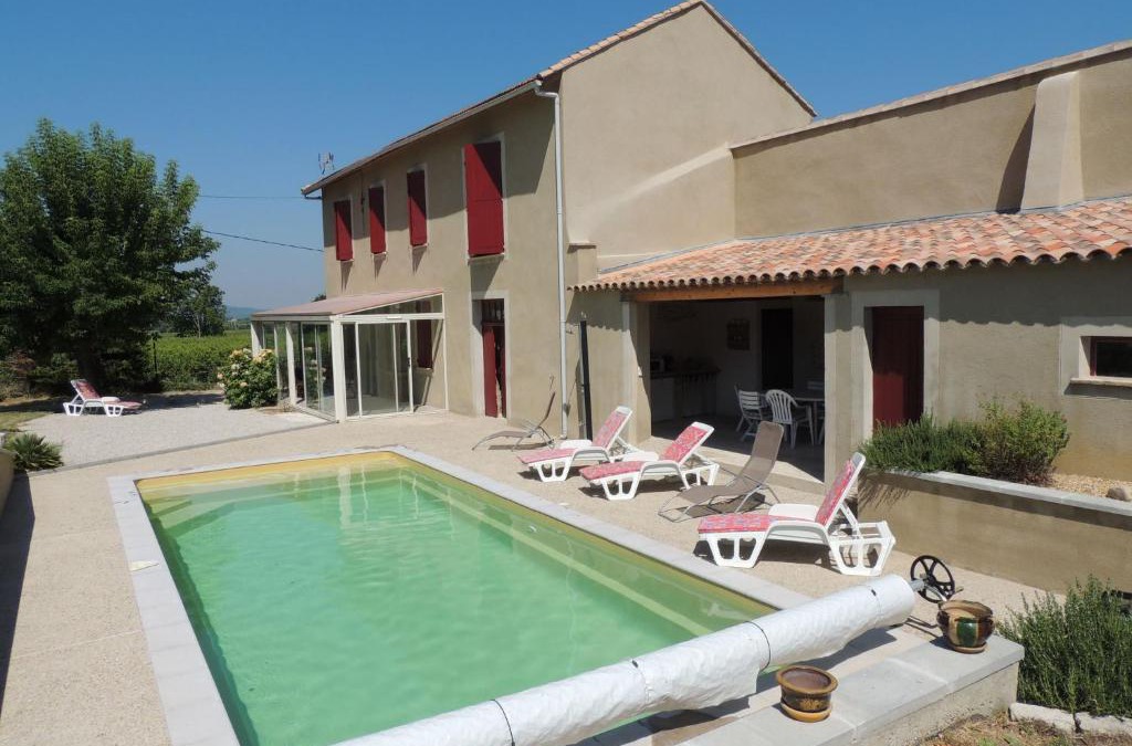 Rasteau House | Holiday Home in Rasteau with Private Pool