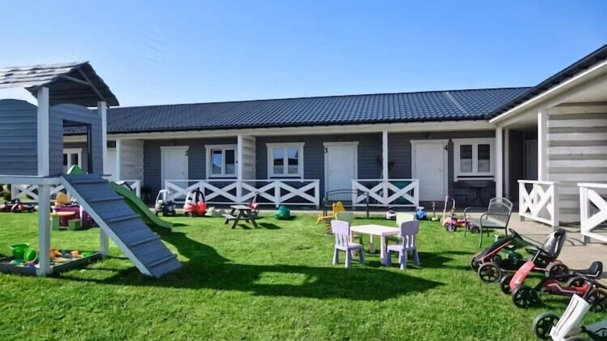 Sarbinowo House | Holiday Home in Sarbinowo near Beach