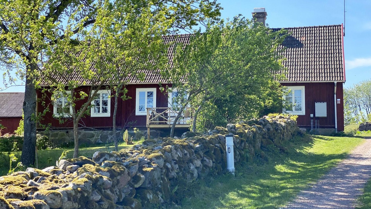 Broby Ski Chalet | Holiday home in scenic Broby | SE01067