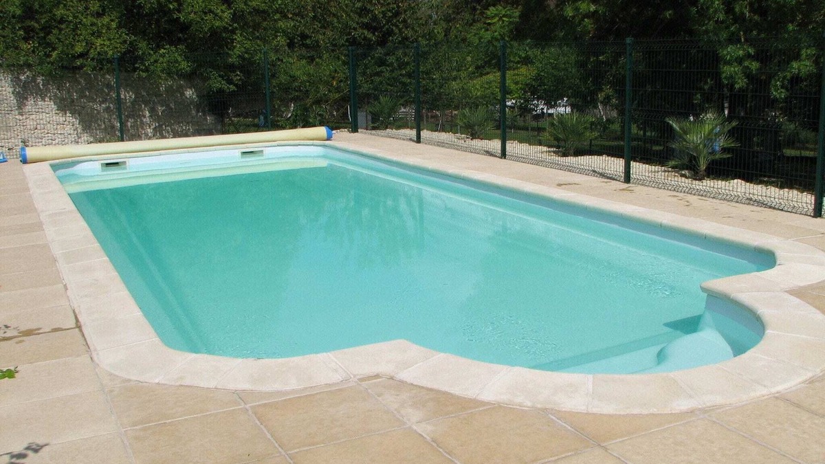 Segonzac House | Holiday Home in Segonzac with Pool