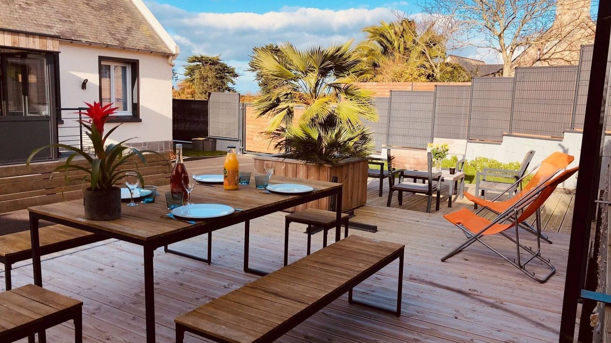 Sibiril House | Holiday Home in Sibiril near Sandy Beach