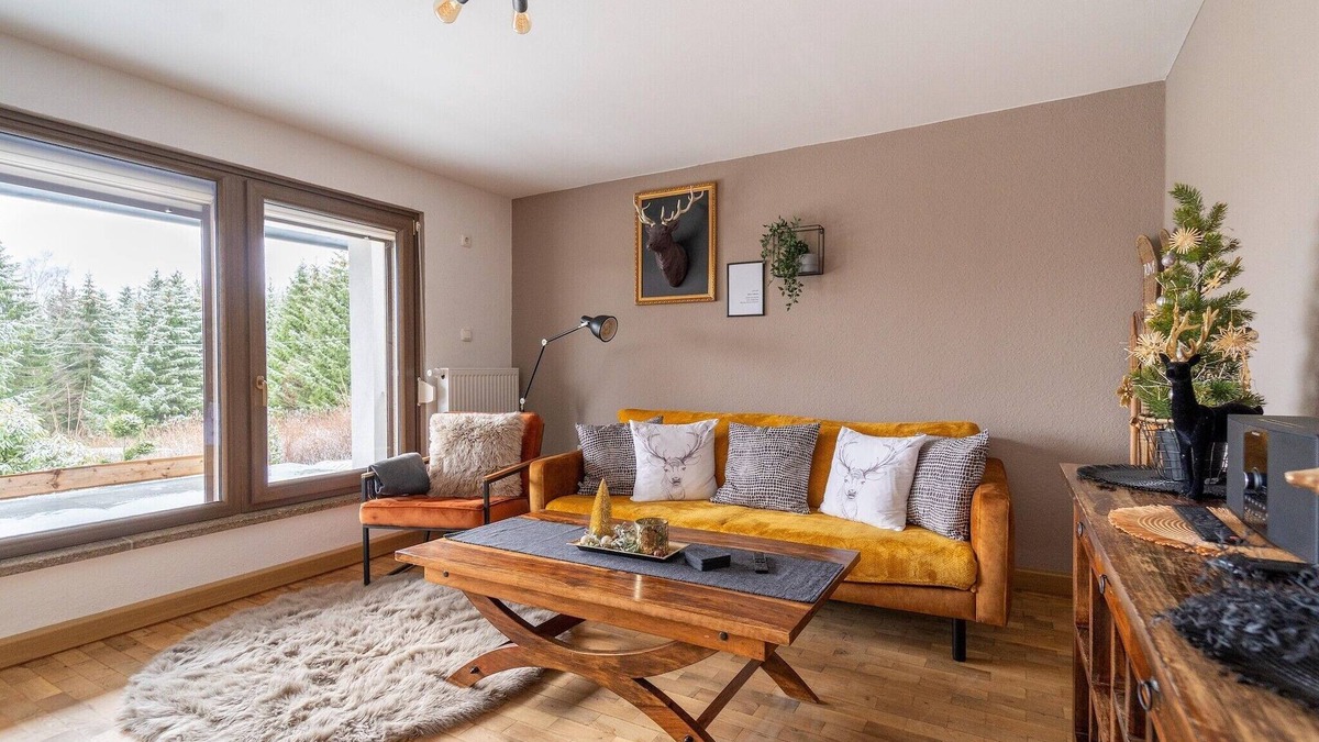 Goldlauter House | Holiday Home in Suhl near Rennsteig Trail