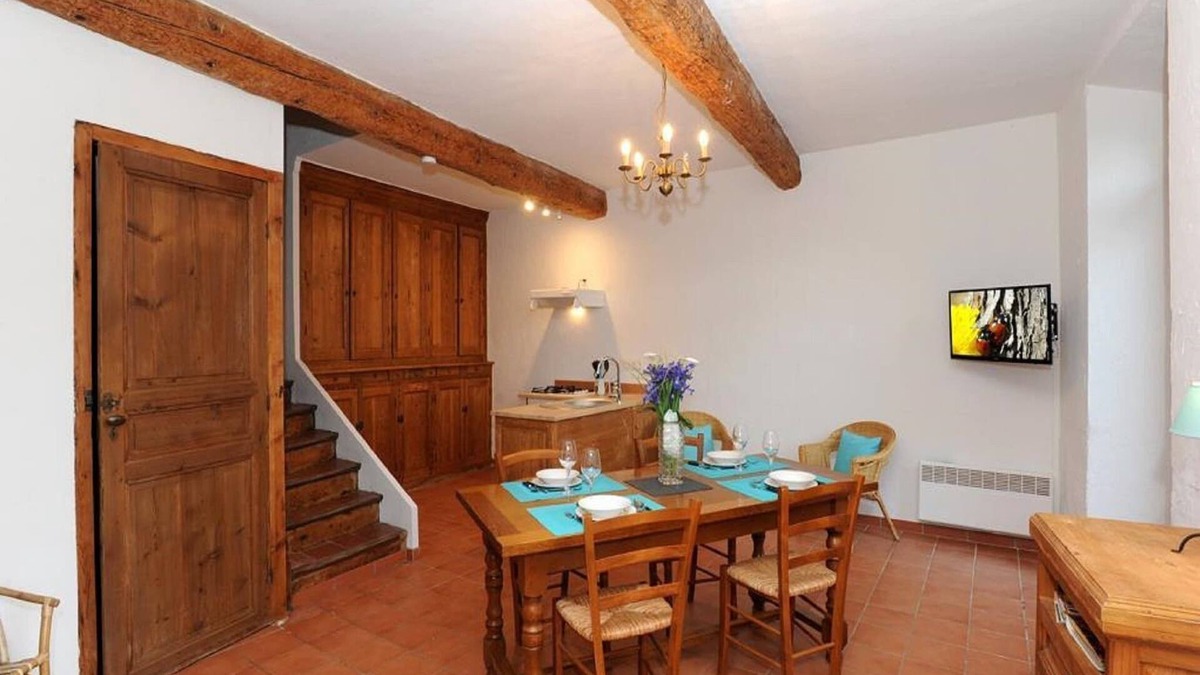 Tautavel House | Holiday Home in Tautavel near Gorges de Gouleyrous