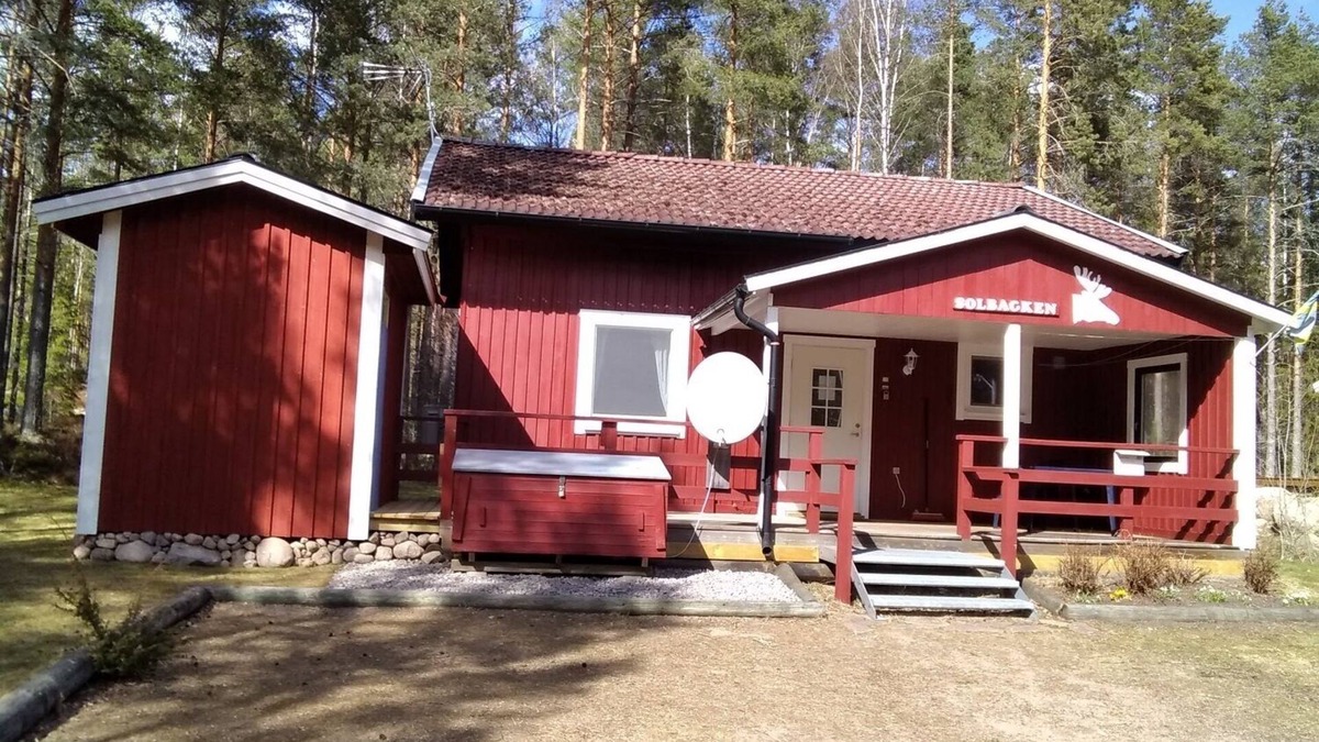 Vimmerby Municipality House | Holiday home in the woods included Rowing boat - lake with jetty