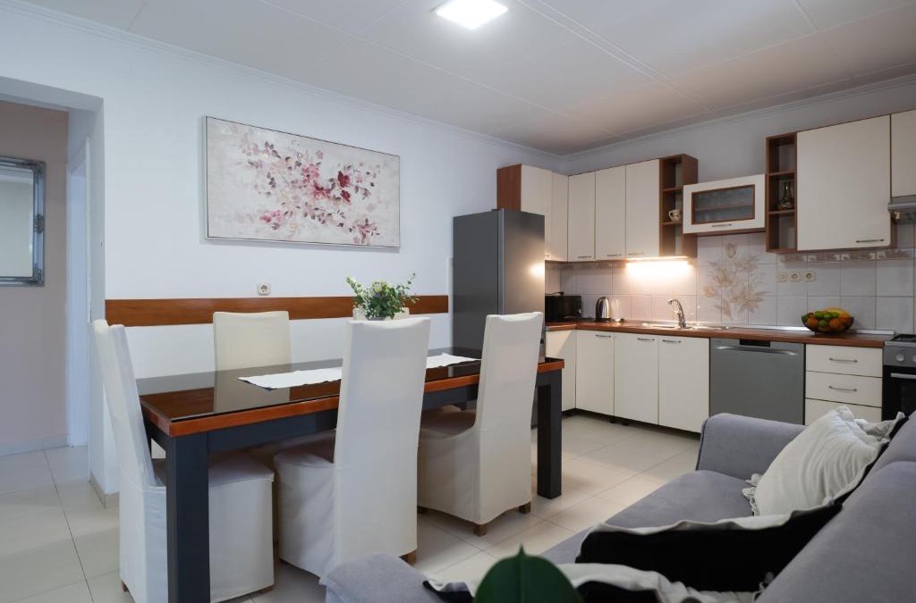 Poljica Apartment | Holiday Home Ines