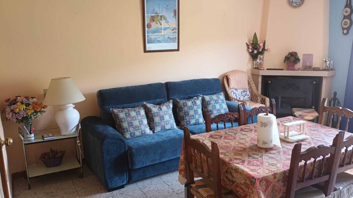El Arenal Apartment | Holiday Home 'Johana' with Mountain Views and Private Terrace