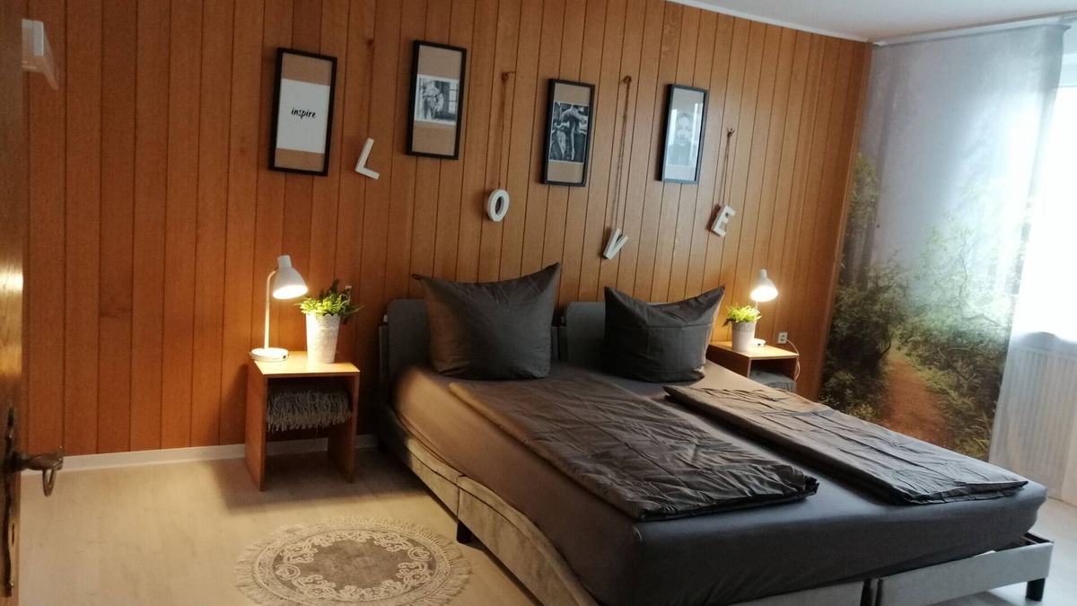 Fedderwardergroden House | Holiday Home 'Küstenglück' with Private Terrace, Shared Garden and Wi-Fi
