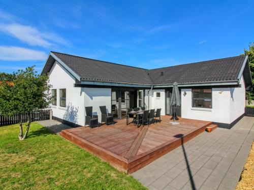 Skagen House | Holiday Home Kælle - 500m from the sea by Interhome