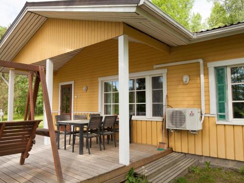 Ikaalinen House | Holiday Home Keltalilja by Interhome