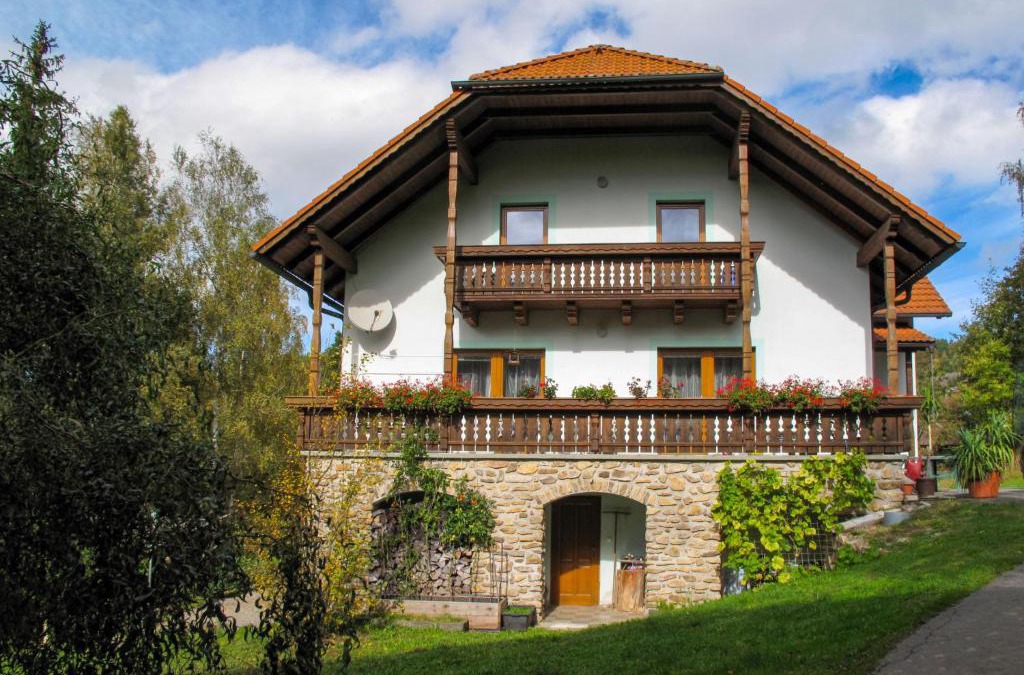 Nebahovy House | Holiday Home Kralovice by Interhome
