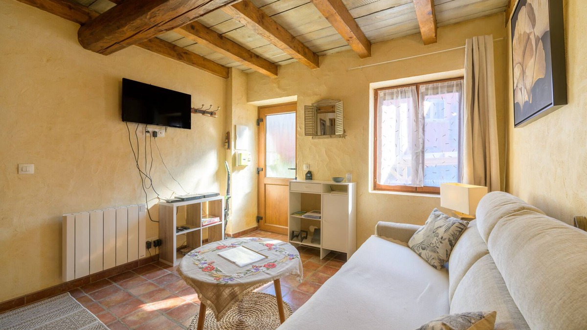 Wintzenheim House | Holiday Home 'L'Evasion Alsacienne' with Private Terrace and Wi-Fi