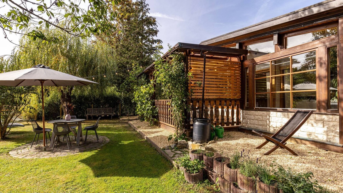 Starzach House | Holiday Home 'La Casa Holzwiesen' with Private Terrace, Private Garden and Wi-Fi