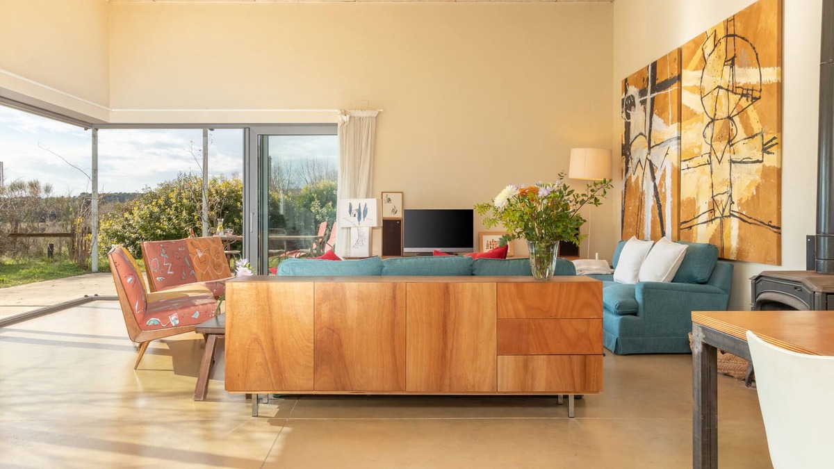 Pins House | Holiday Home "La Casita Del Bosque" with Private Terrace, Private Garden & Wi-Fi