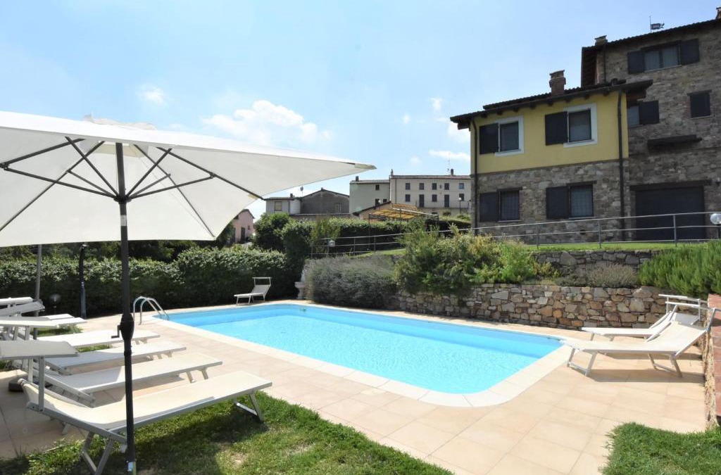 Castana House | Holiday Home La Corte Bricca - Casetta by Interhome