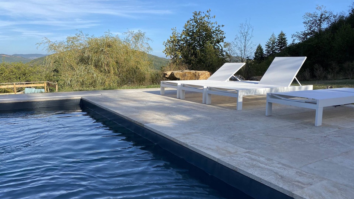 Saint-Izaire House | Holiday Home 'La Grande Combe' with Mountain View, Private Pool and Wi-Fi