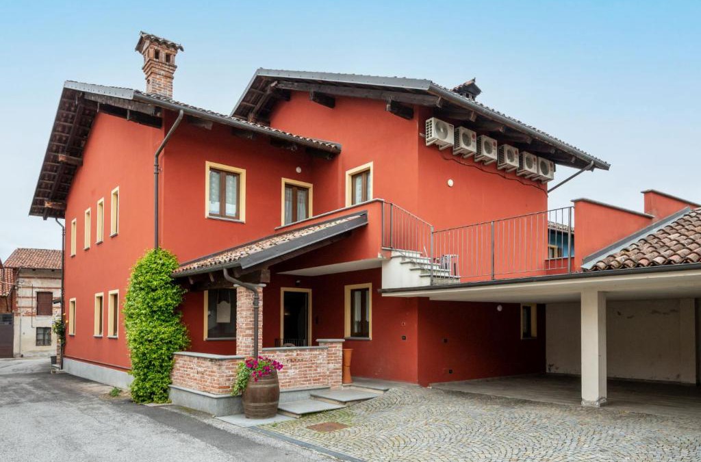 Narzole House | Holiday Home La Grotta di Cech by Interhome