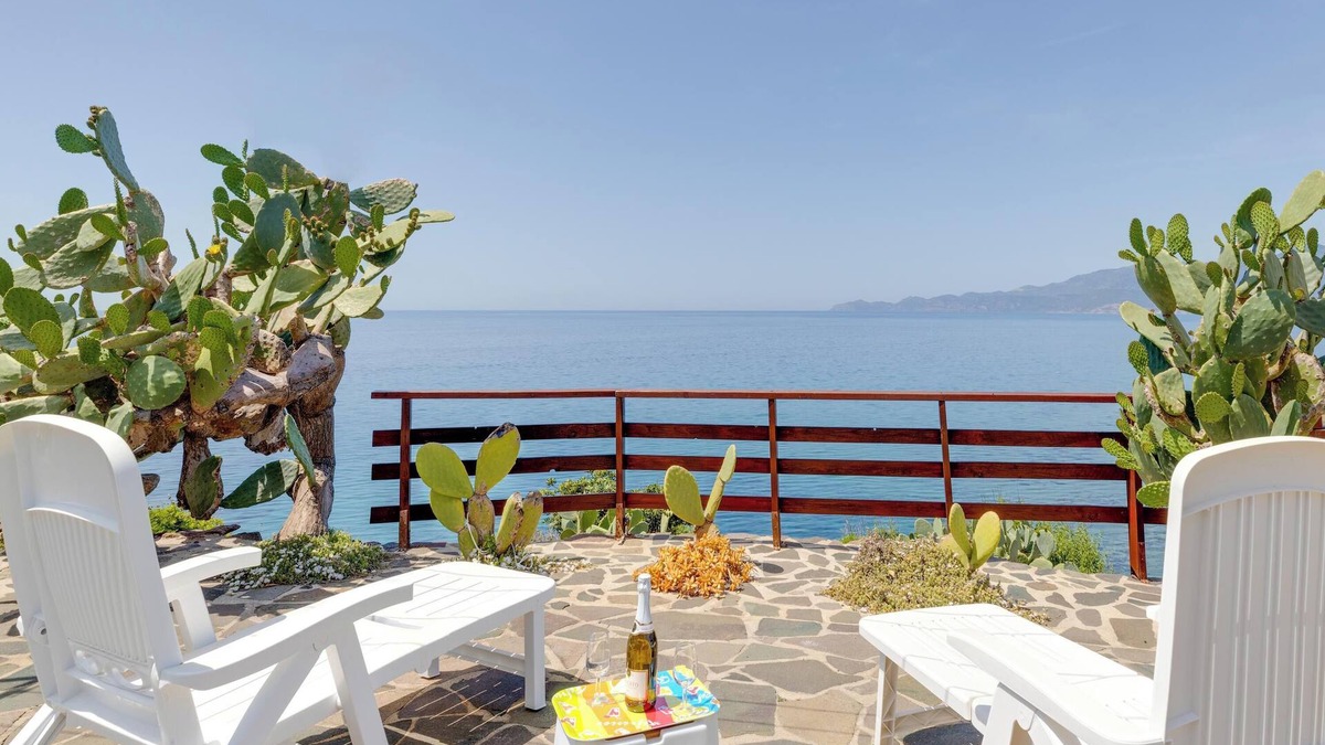 Santa Maria del Mare House | Holiday Home "La Terrazza sul Mare" with Sea View, Garden & Terrace