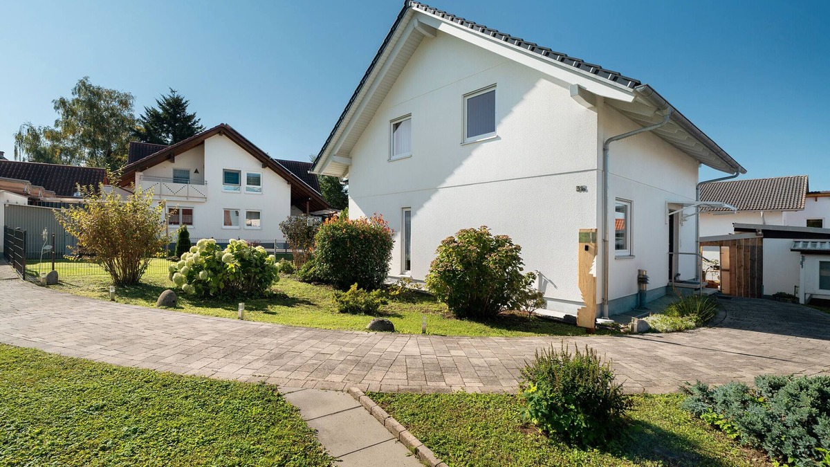 Oberkirch House | Holiday Home 'Langer' with Mountain View, Private Terrace and Wi-Fi
