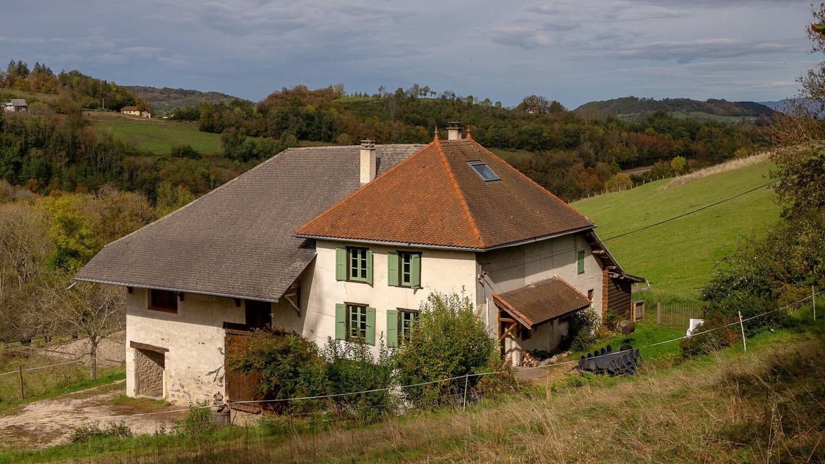 Merlas House | Holiday Home 'Le Palefroi De Merlas' with Mountain View and Private Garden
