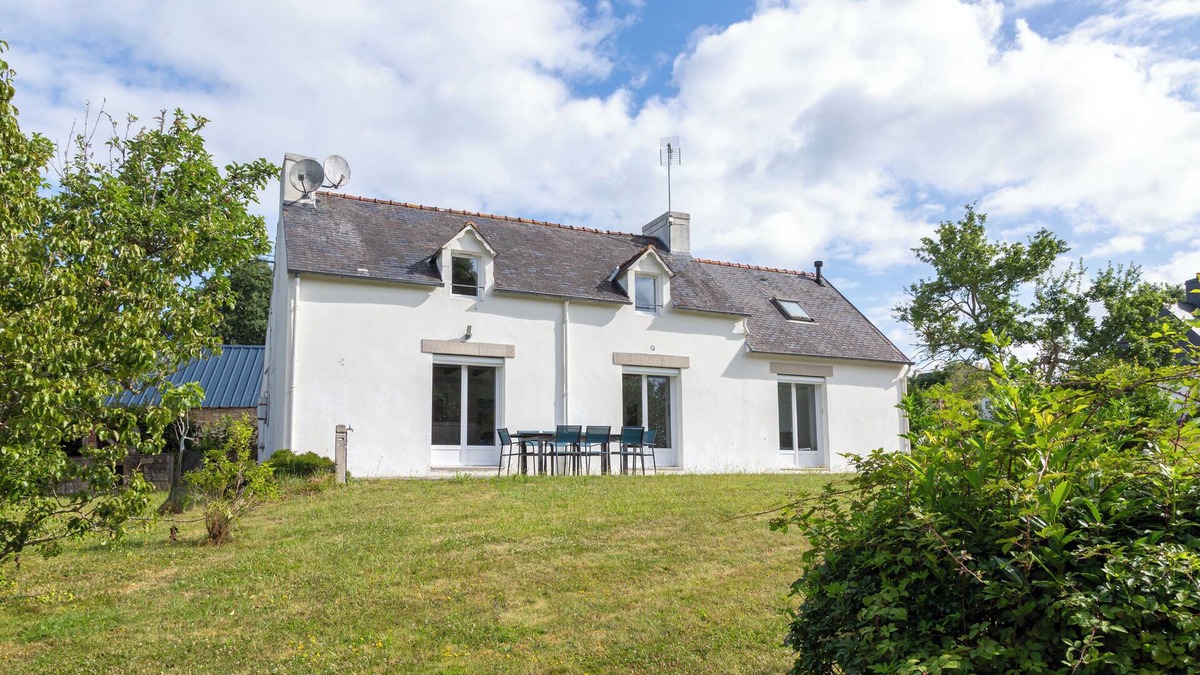 Gouesnach House | Holiday Home 'Le Petit Treffelen'