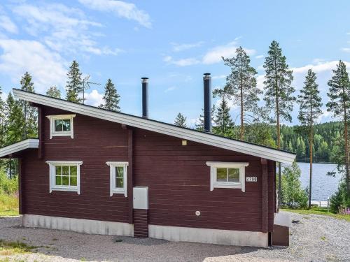 Aanekoski House | Holiday Home Lekojärven herra by Interhome