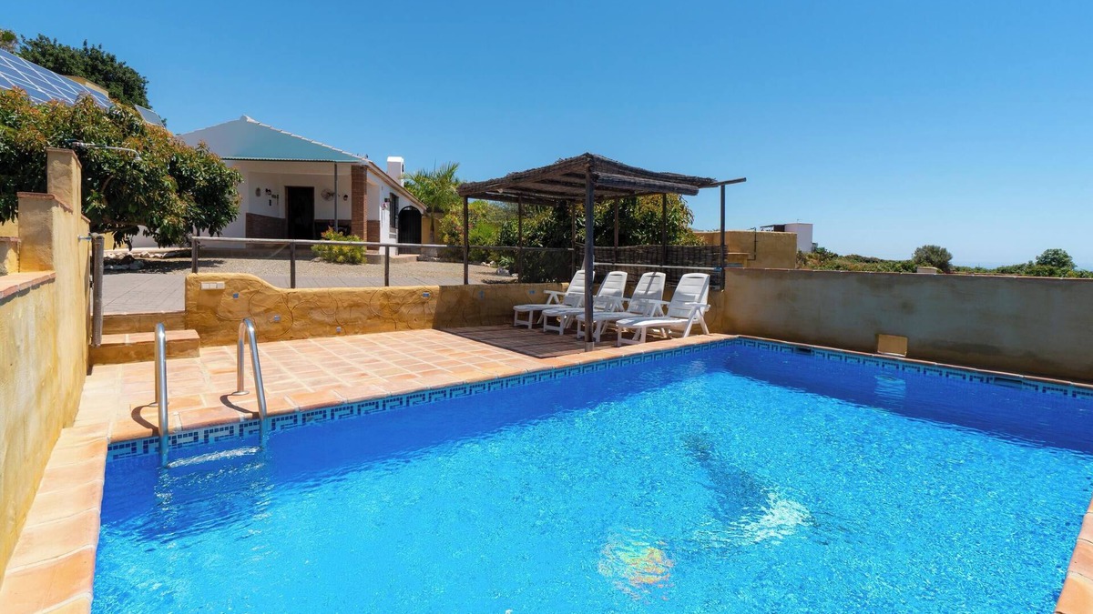 Velez-Malaga House | Holiday Home Los Aperos 2 with Sea View, Pool, Garden & Wi-Fi