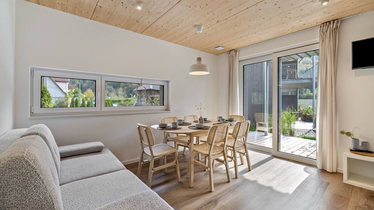 Beuron Apartment | Holiday home 'Lupus 3' with mountain view, private terrace and WLANn