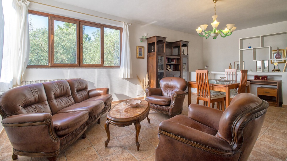 Sassari House | Holiday Home "Maria e Francesco" with Private Terrace & Wi-Fi