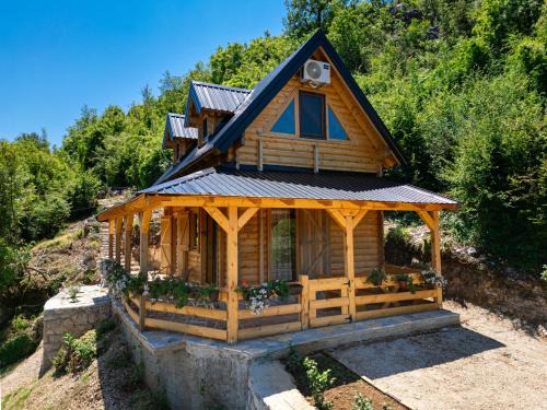 Rijeka Crnojevica House | Holiday Home MIA