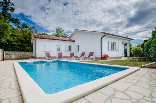 Marceljani House | Holiday Home Mia