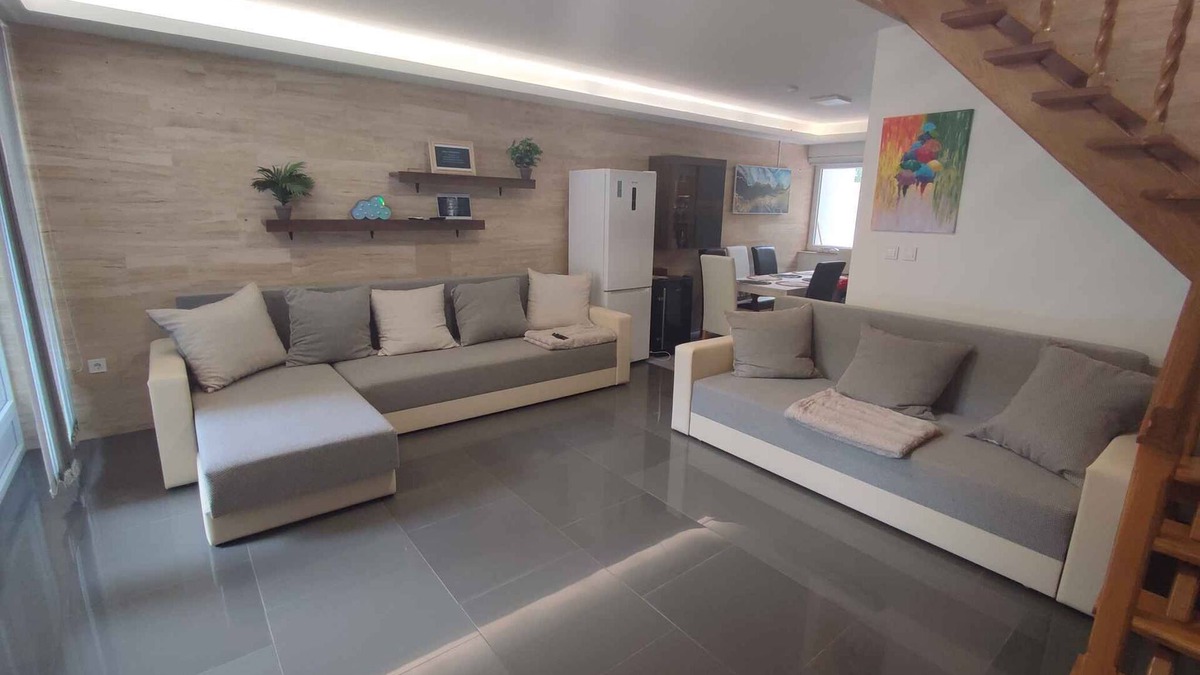 Vonyarcvashegy House | Holiday home Modern and beautifully furnished with WLAN and air conditioning