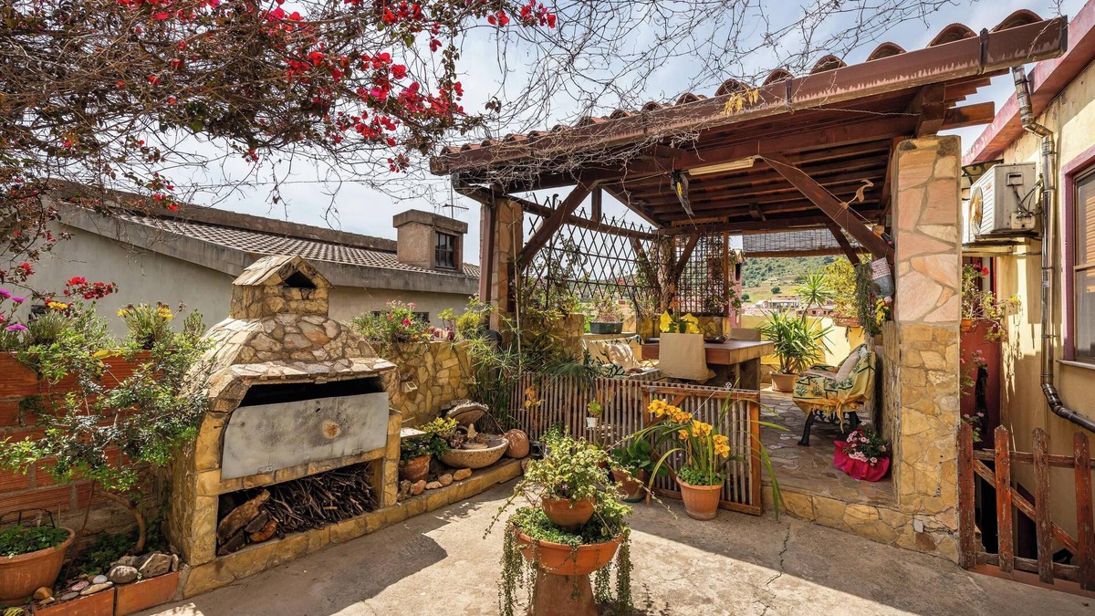 Villaputzu House | Holiday Home 'Monolocale Il Girasole' close to City Centre with Garden & A/C