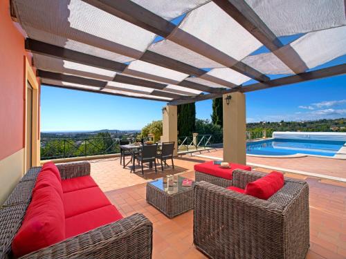 Sao Clemente House | Holiday Home Montinho by Interhome